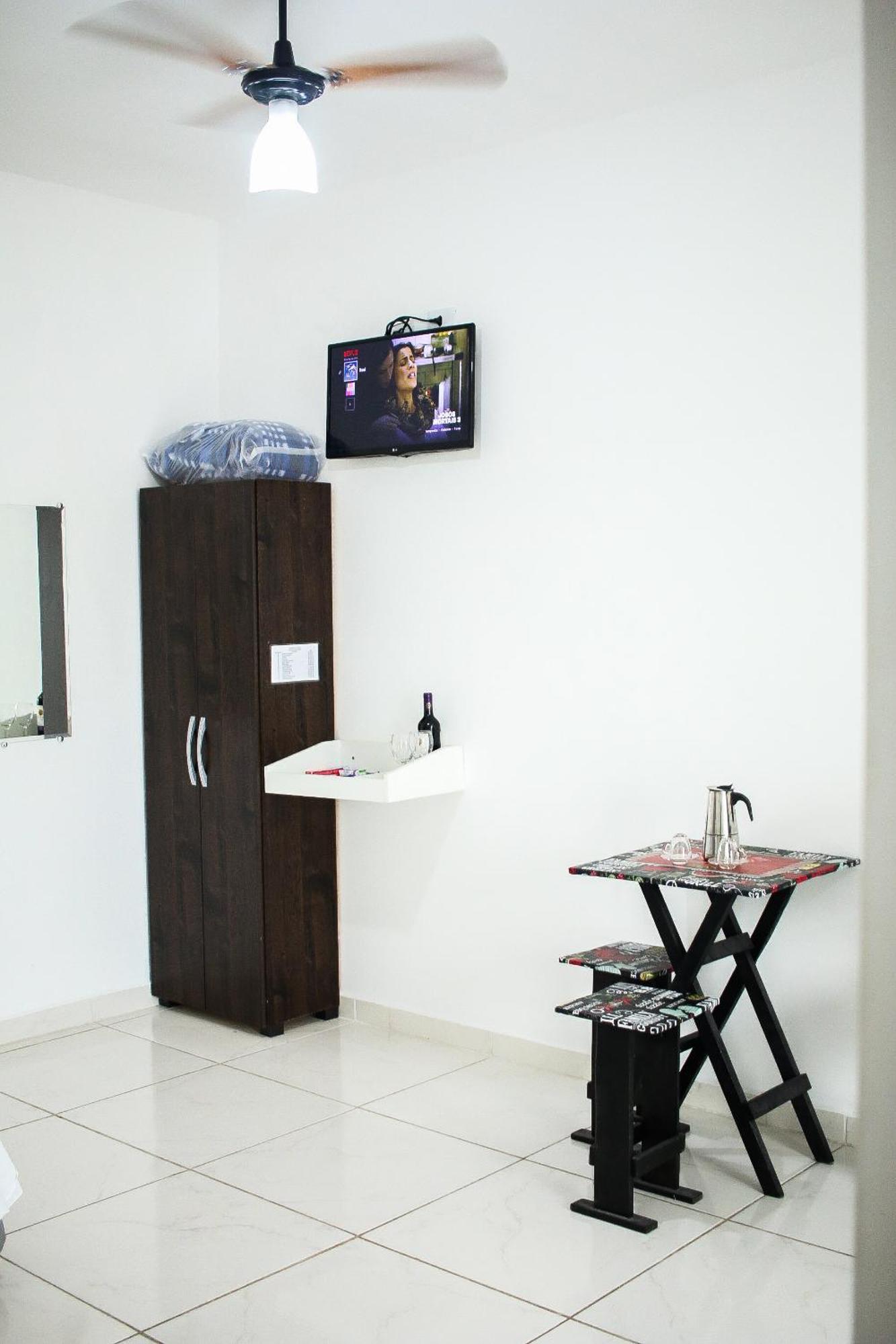 Loft05 Completo Ar Internet Garagem Prox Aparecida E Industrias Apartment Pindamonhangaba Exterior photo